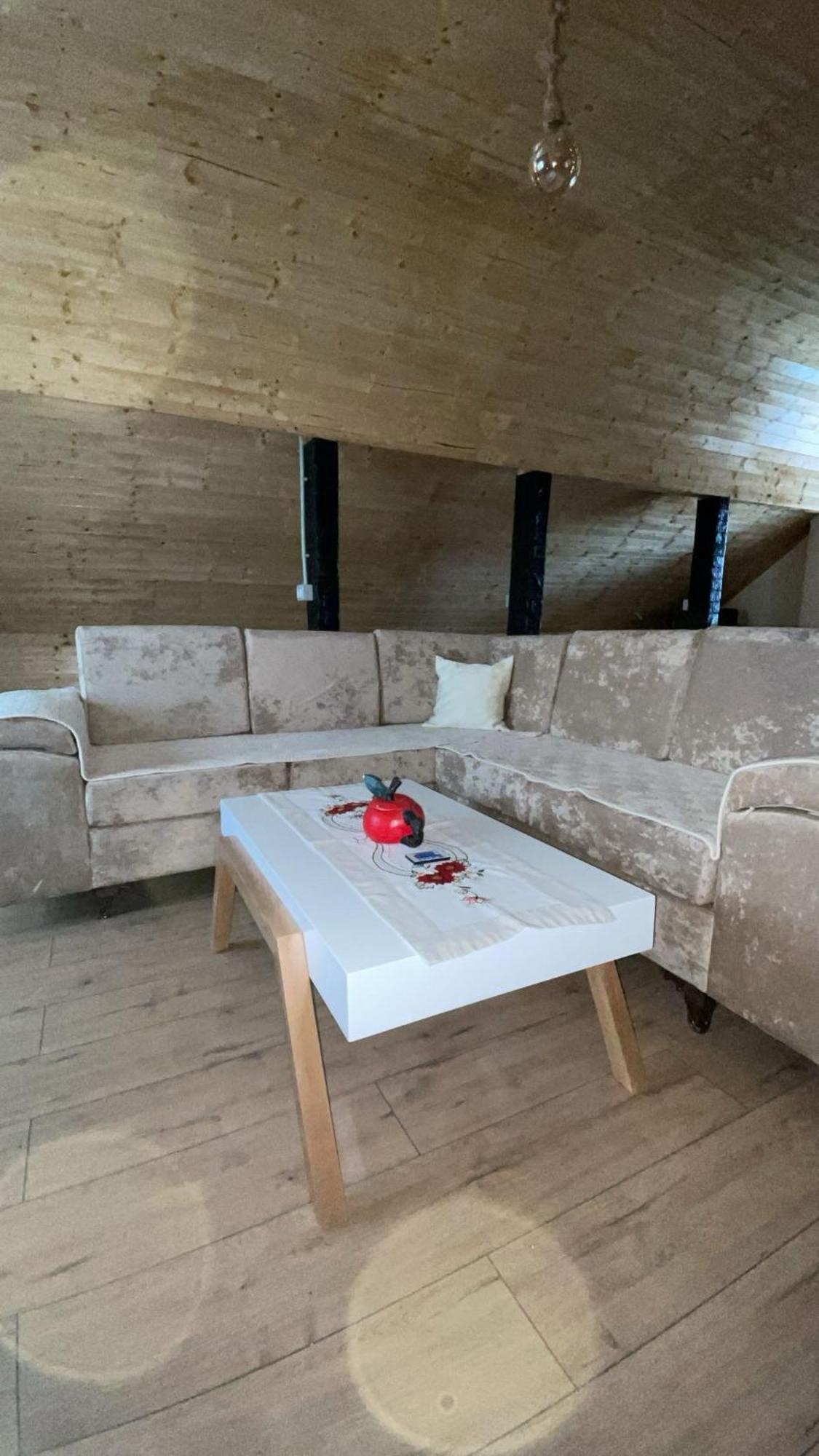 Riza Guest House Puke Ngoại thất bức ảnh